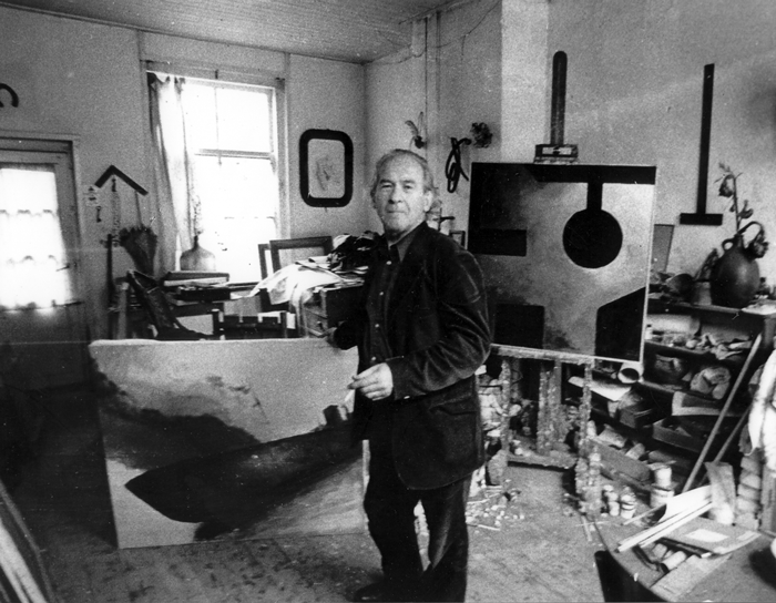 Harrie Sterk in zijn atelier, 1972